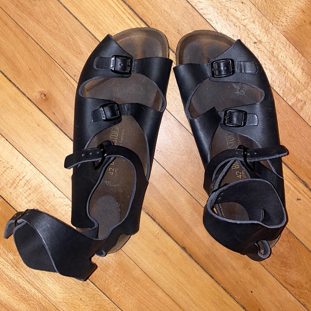 Vintage Birkenstock’s 4 buckle ankle sandals